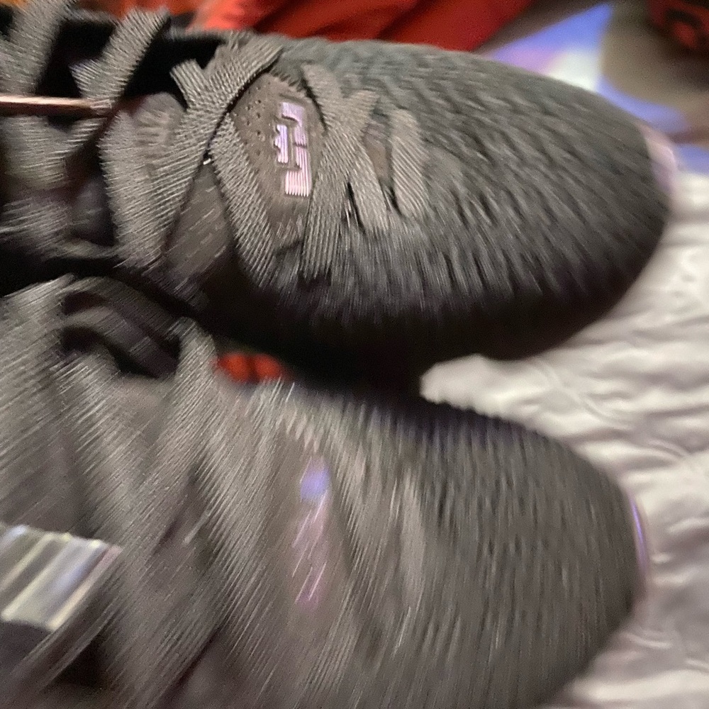 Nike Lebron 19 - image 1